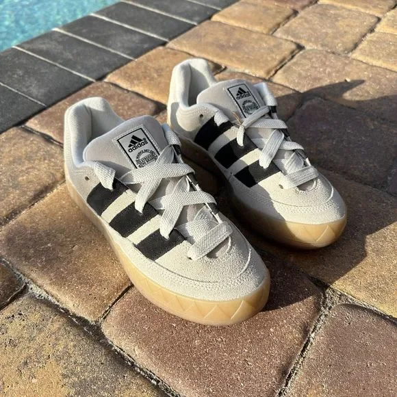 MEN'S Adidas Adimatic Low Sneaker Off White IE2226 - Picture 2 of 10